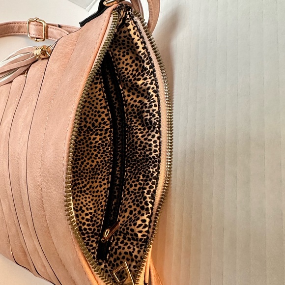 Crossbody purse - Picture 4 of 6